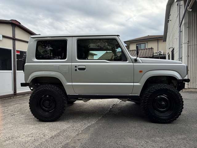 Suzuki Jimny 6