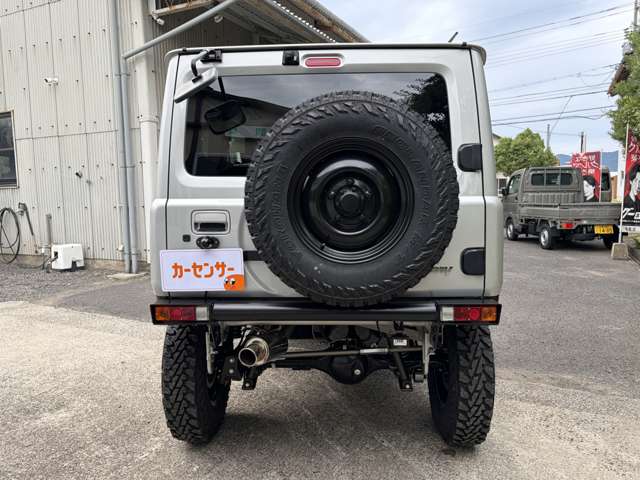 Suzuki Jimny 8