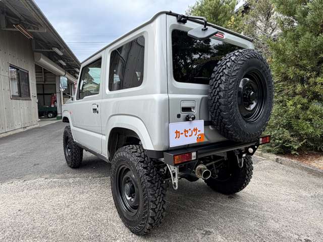 Suzuki Jimny 9