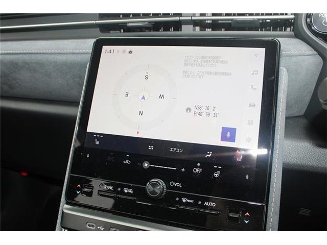 Lexus LBX 3