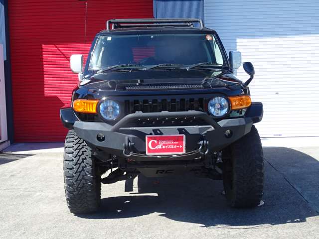 Toyota FJ Cruiser 2