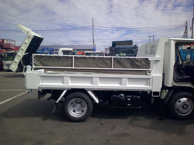 Isuzu Elf 9