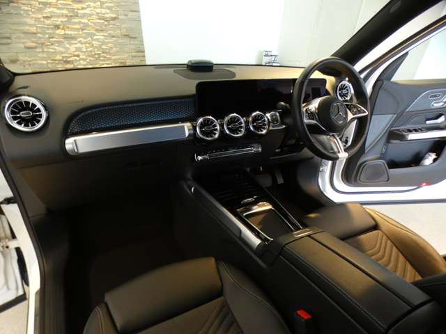 Mercedes-Benz GLB 7