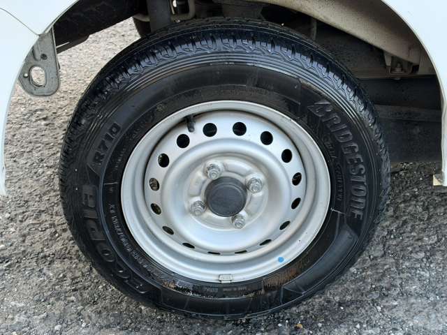 Nissan NV100 Clipper 5