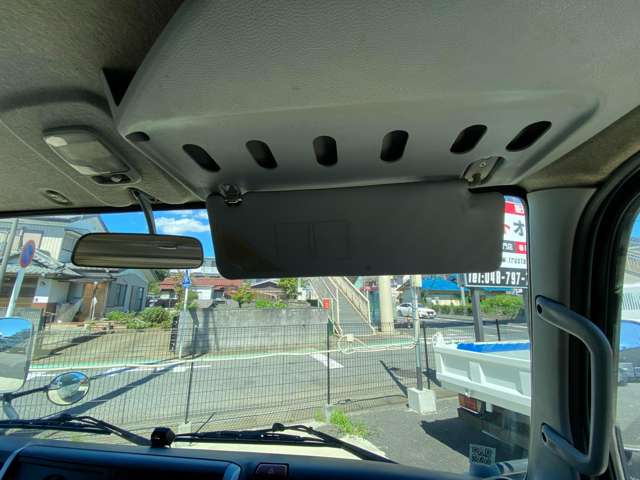 Mitsubishi Fuso Canter 13