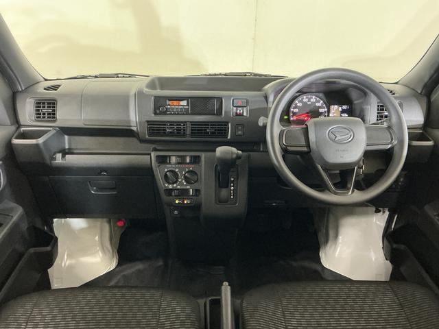 Daihatsu Hijet Cargo 3