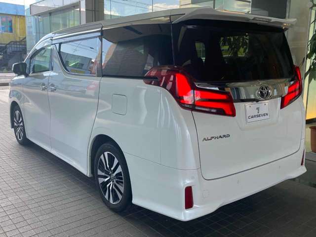 Toyota Alphard 10