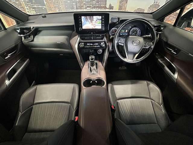 Toyota Harrier 5
