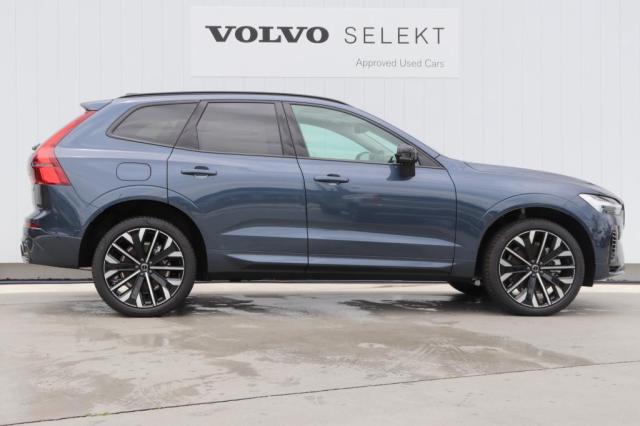 Volvo XC60 4