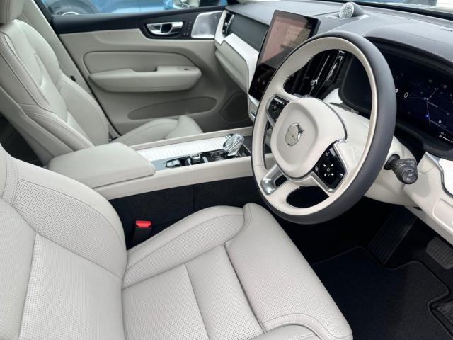 Volvo XC60 8