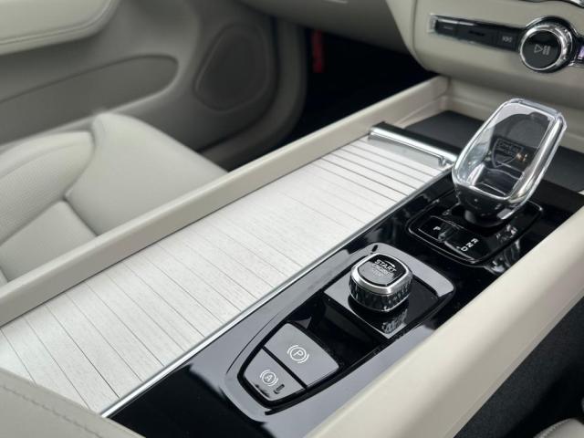 Volvo XC60 9