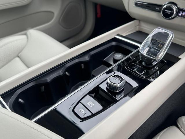 Volvo XC60 10