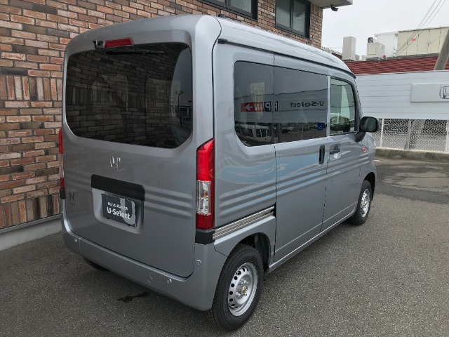 Honda N-VAN 8