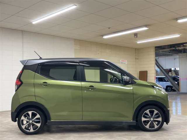 Mitsubishi eK X 3