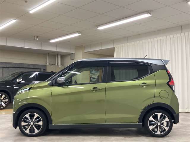 Mitsubishi eK X 4