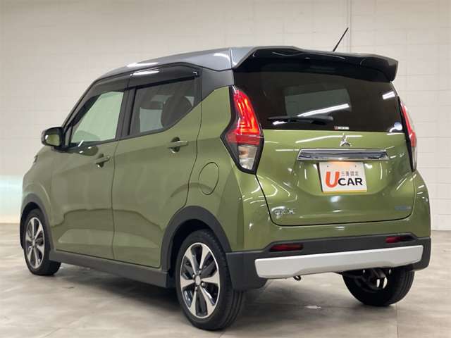 Mitsubishi eK X 9