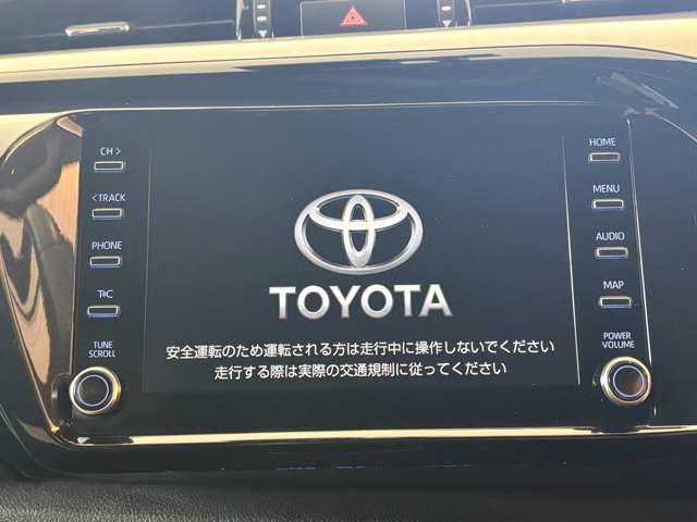 Toyota Hilux 11