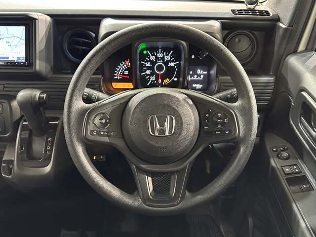 Honda N-VAN 11