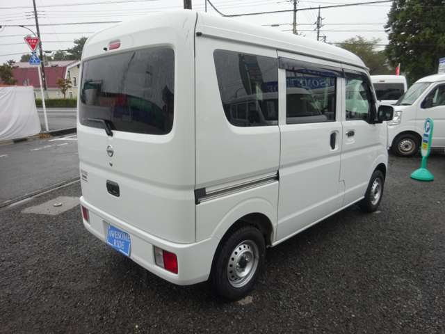 Nissan NV100 Clipper 11
