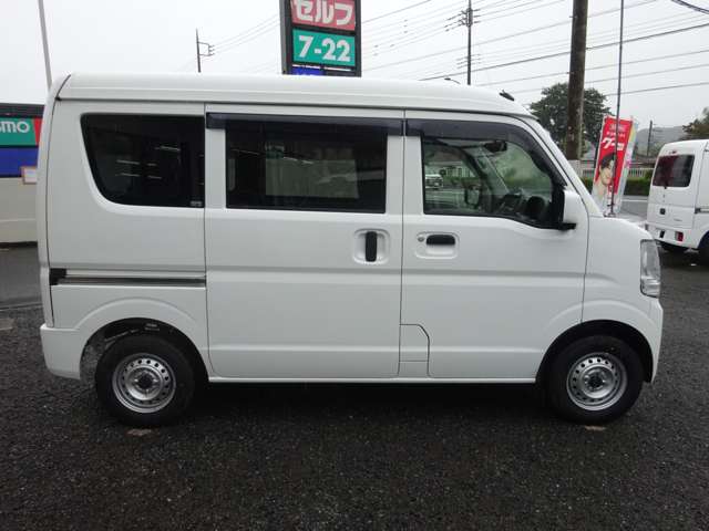Nissan NV100 Clipper 12