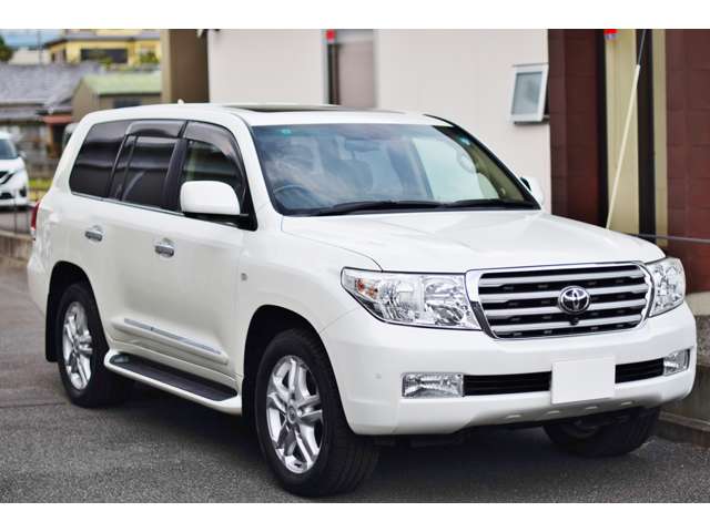 Toyota Land Cruiser 200 5