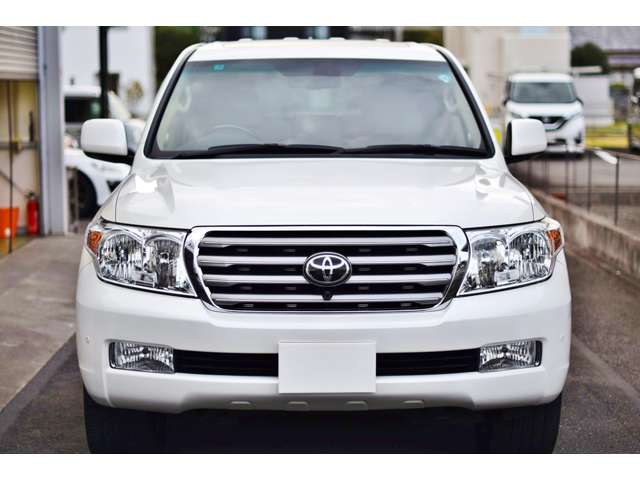 Toyota Land Cruiser 200 7
