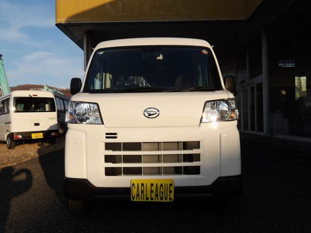 Daihatsu Hijet Cargo 7