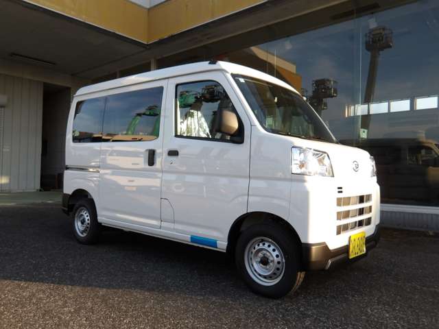 Daihatsu Hijet Cargo 8