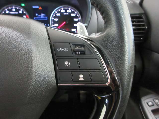 Mitsubishi Eclipse Cross 8