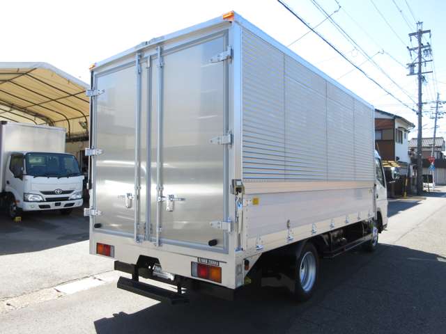 Mitsubishi Fuso Canter 6
