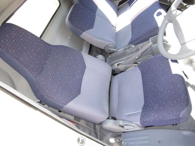 Mitsubishi Fuso Canter 7