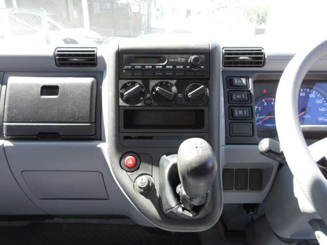 Mitsubishi Fuso Canter 8