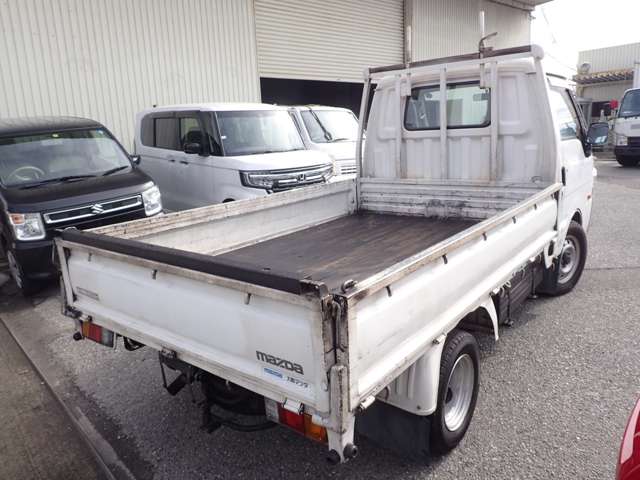 Mazda Bongo Truck 6