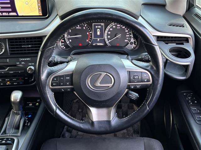 Lexus RX 11