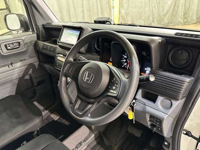 Honda N-VAN 10