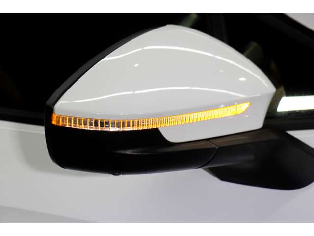 Volkswagen ID.4 5