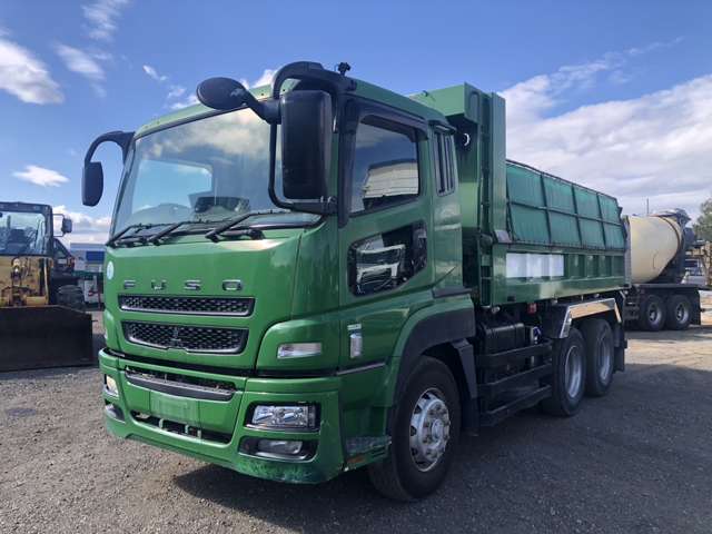 Mitsubishi Fuso Super Great 3
