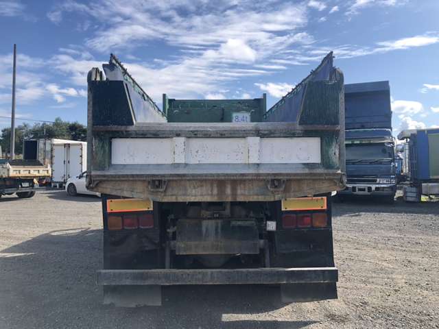 Mitsubishi Fuso Super Great 6