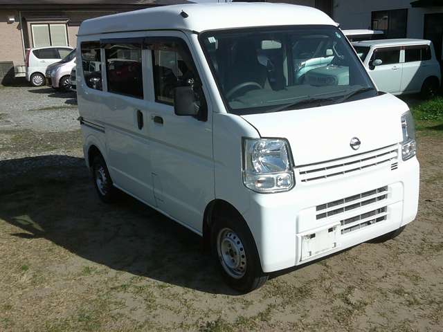 Nissan NV100 Clipper 3