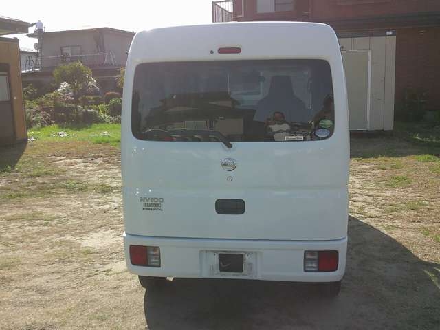 Nissan NV100 Clipper 6