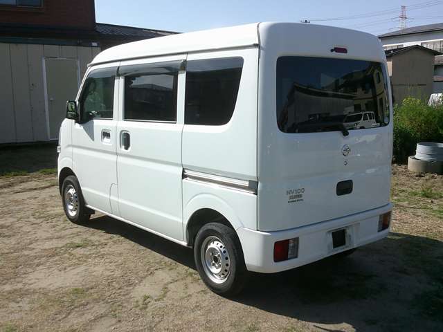 Nissan NV100 Clipper 7