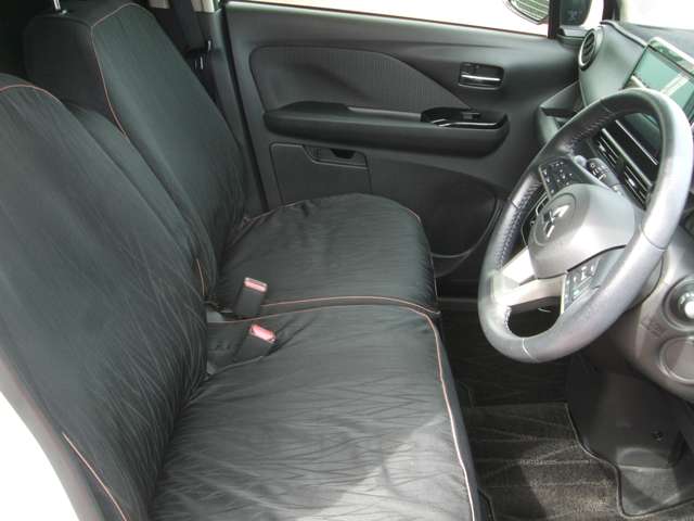 Mitsubishi eK X 7