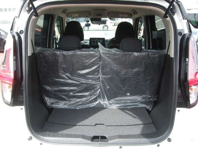 Mitsubishi eK X 9