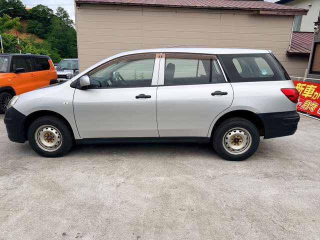 Nissan AD 11
