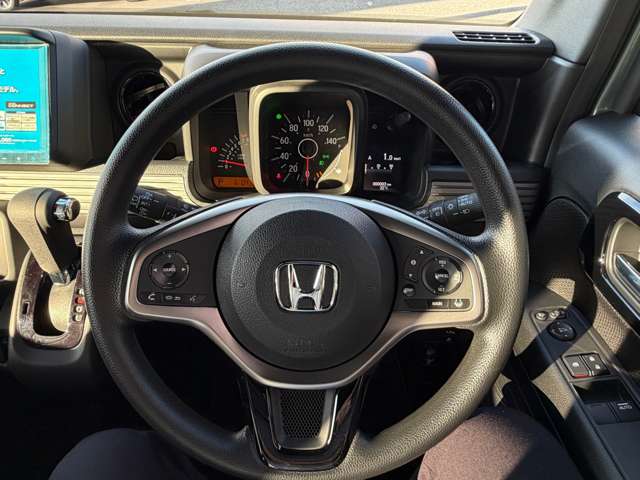 Honda N-VAN 12