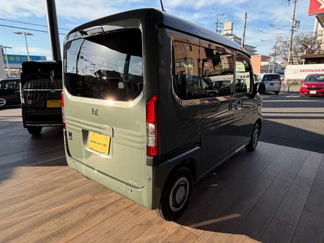 Honda N-VAN 8