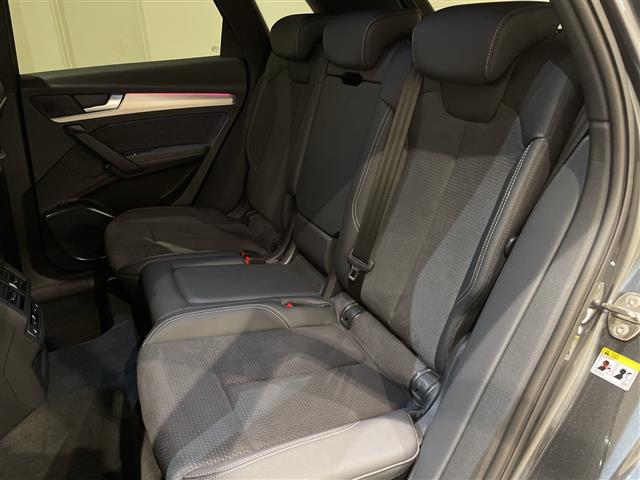 Audi Q5 5