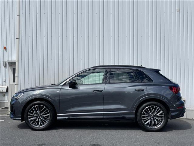 Audi Q3 6