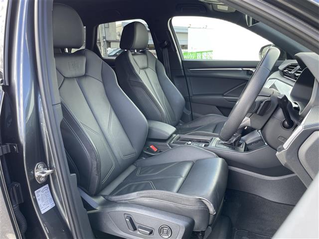 Audi Q3 9