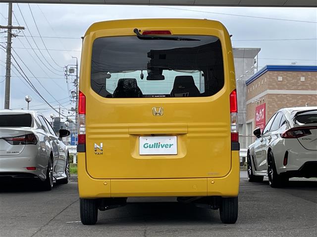 Honda N-VAN 12
